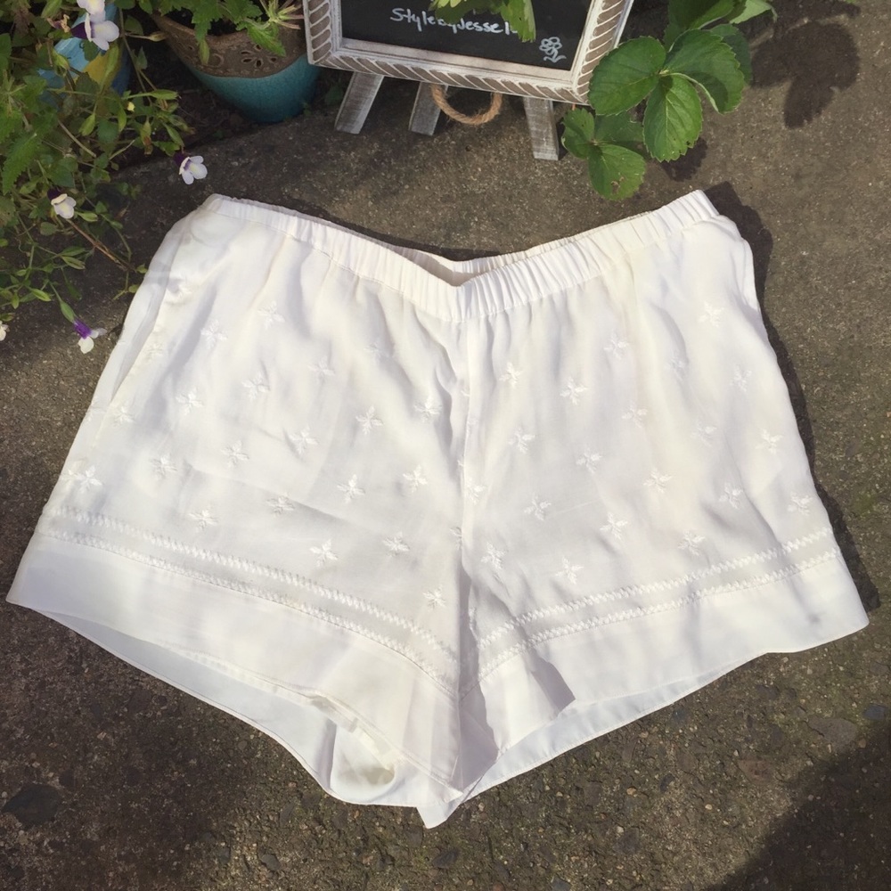 Anthropologie-Elevenses Ivory Lined Shorts, L